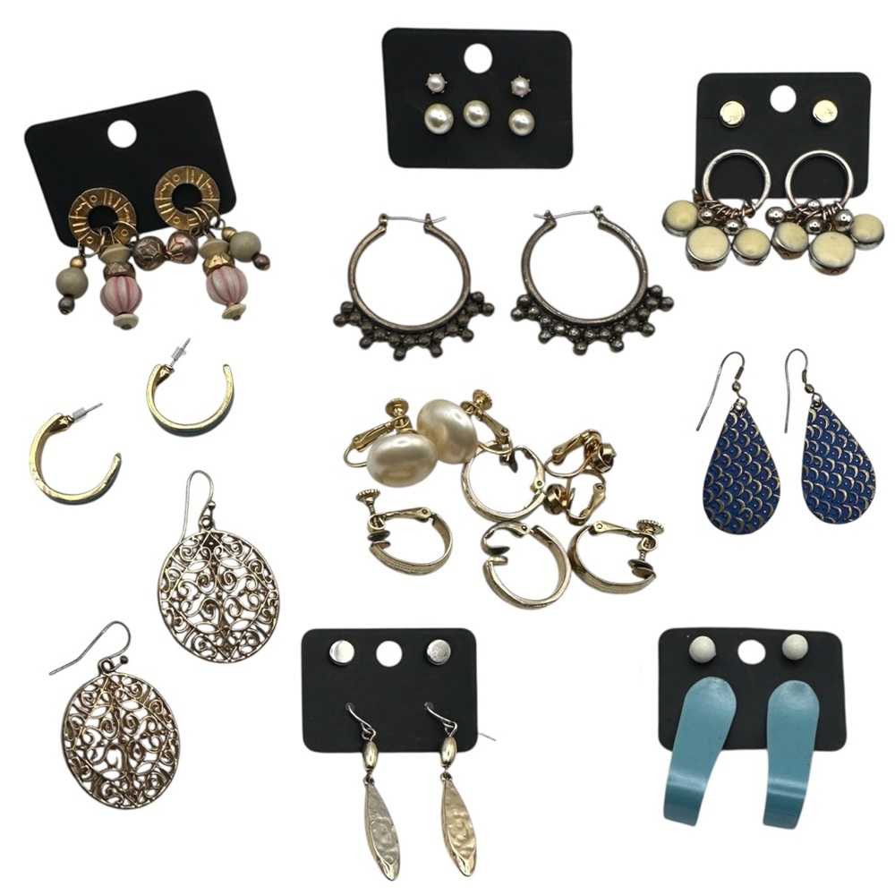17pc Vintage Earrings Bundle Lot Estate Jewelry Earring Assortment